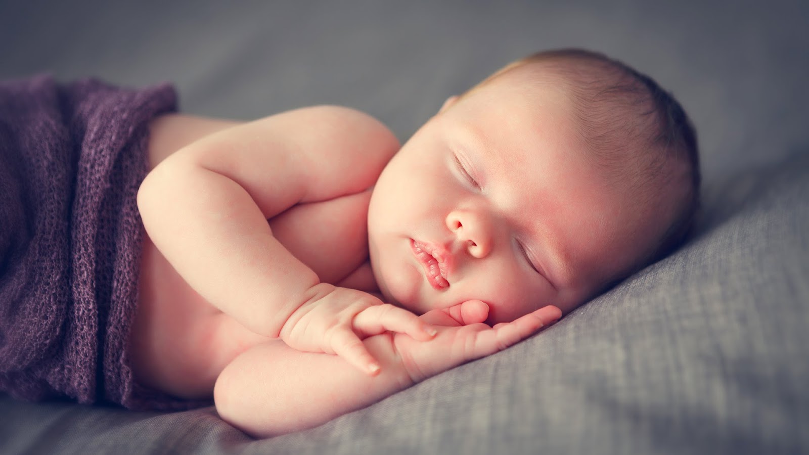 Trẻ sơ sinh thông thường sẽ ngủ từ 12 - 16 tiếng/ngày