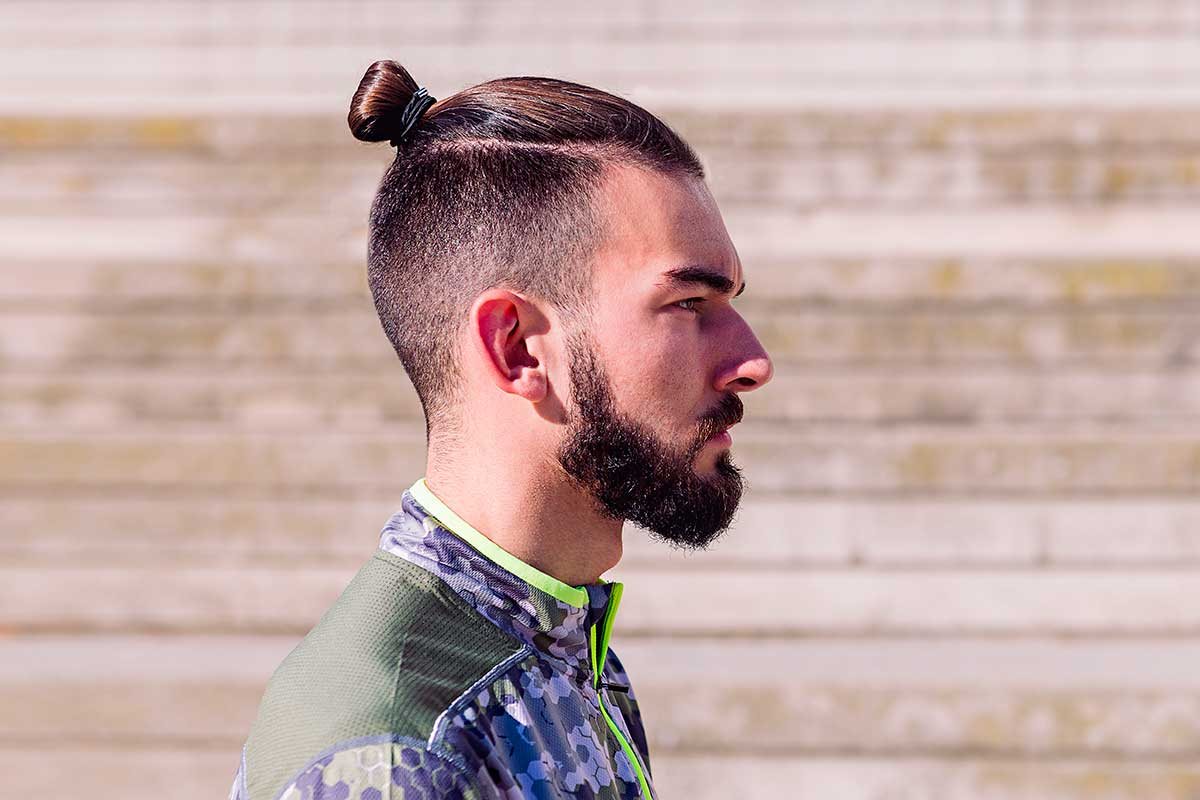 Undercut top knot đậm chất ngầu và cá tính và bụi bặm bụi bờ 