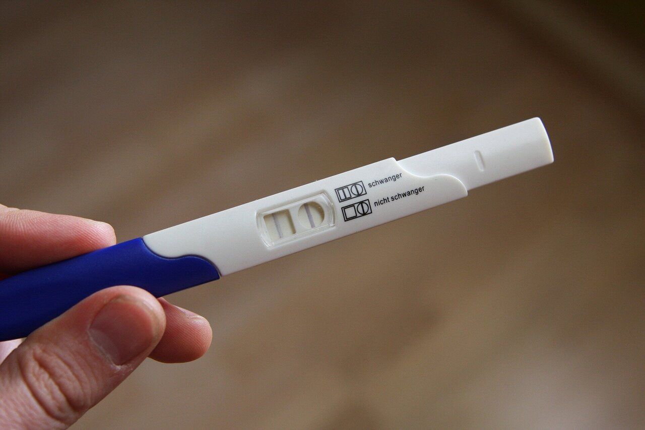 Que thử thai: hướng dẫn cách sử dụng và đọc kết quả chính xác