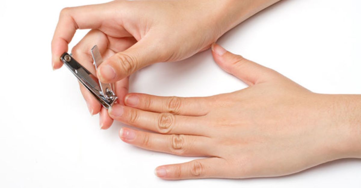 Tránh những ngày không nên cắt móng tay sẽ hạn chế việc hao tổn vận may 