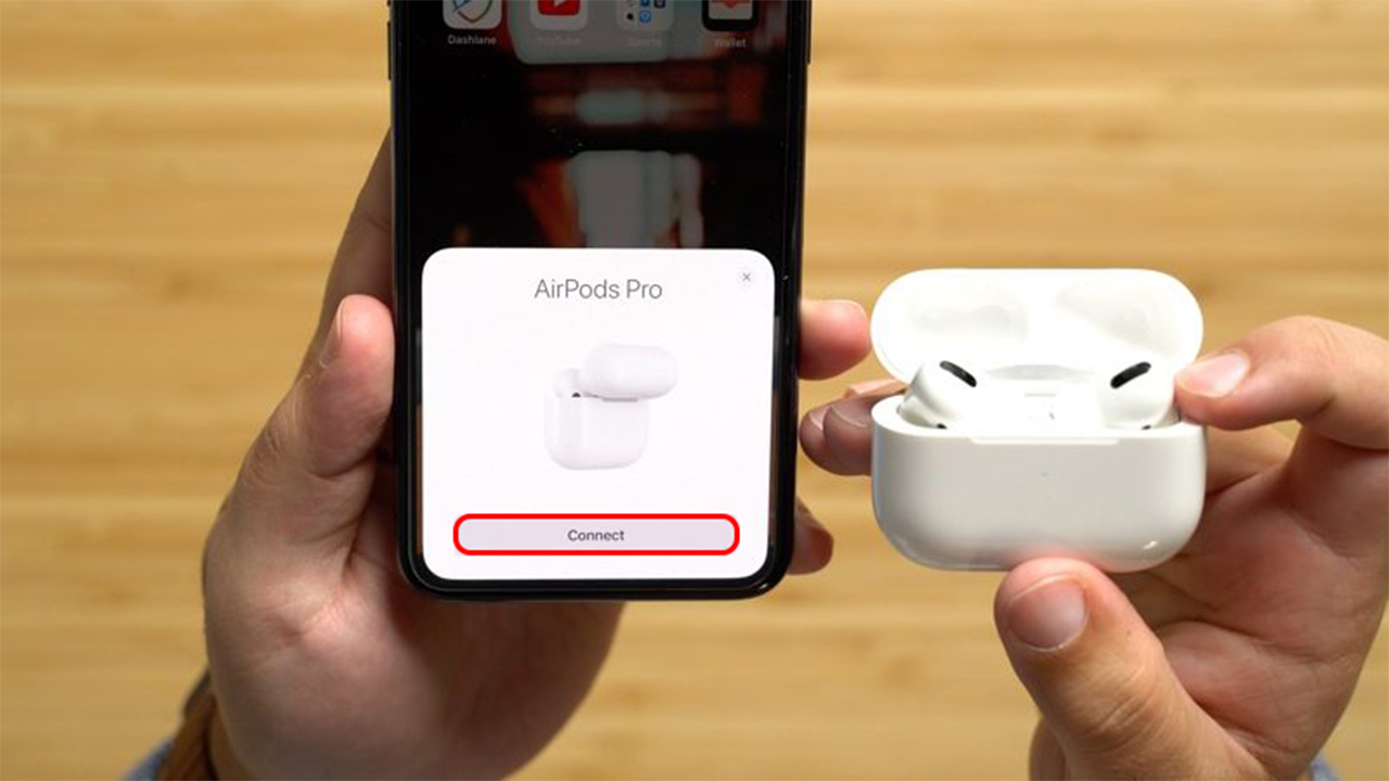 Cách kết nối AirPod Pro 2 với iPhone Nhấn vào Connect để cho phép hai thiết bị kết nối