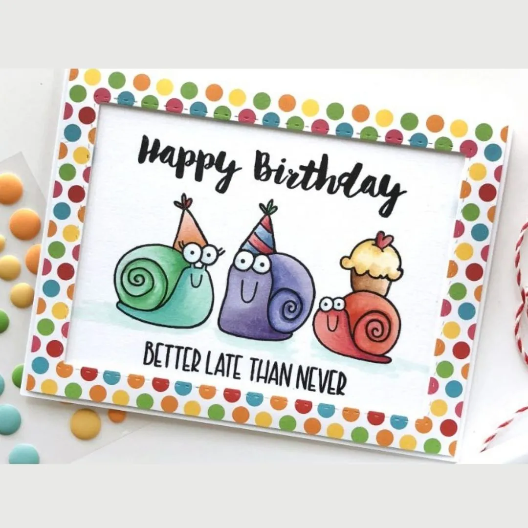 Thiệp mừng sinh nhật con cái với hình hình họa những chú ốc sên ngộ nghĩnh