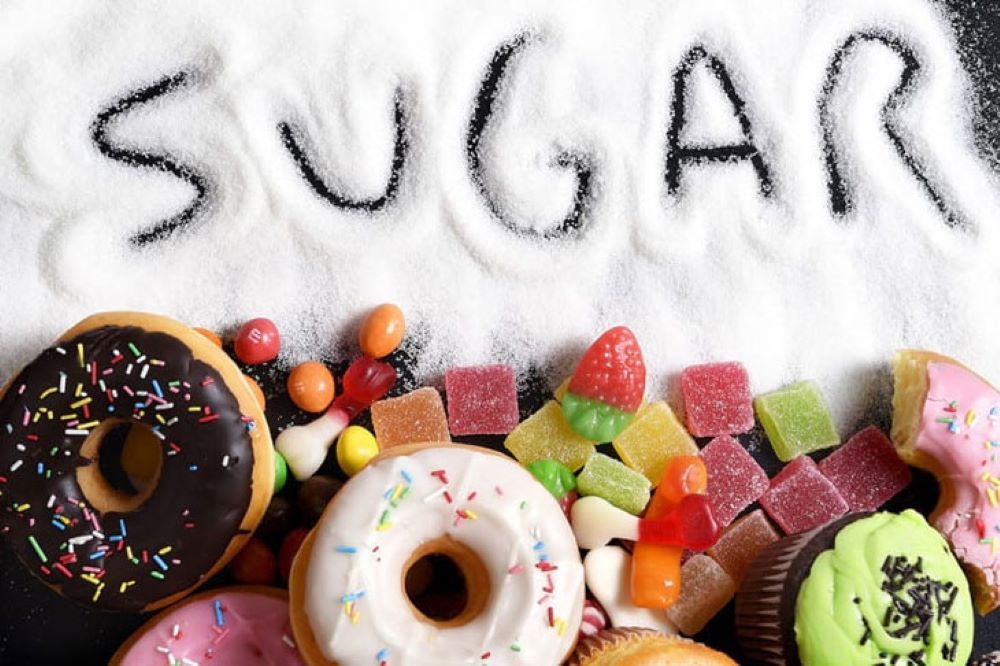 Hạn chế ăn đường trong thực đơn giảm mỡ bụng