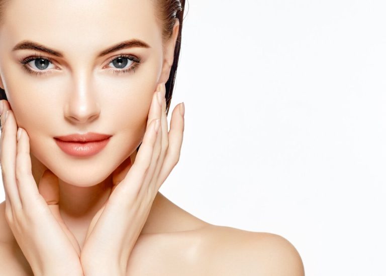 Mụn ẩn là gì? Những cách đẩy mụn ẩn hiệu quả