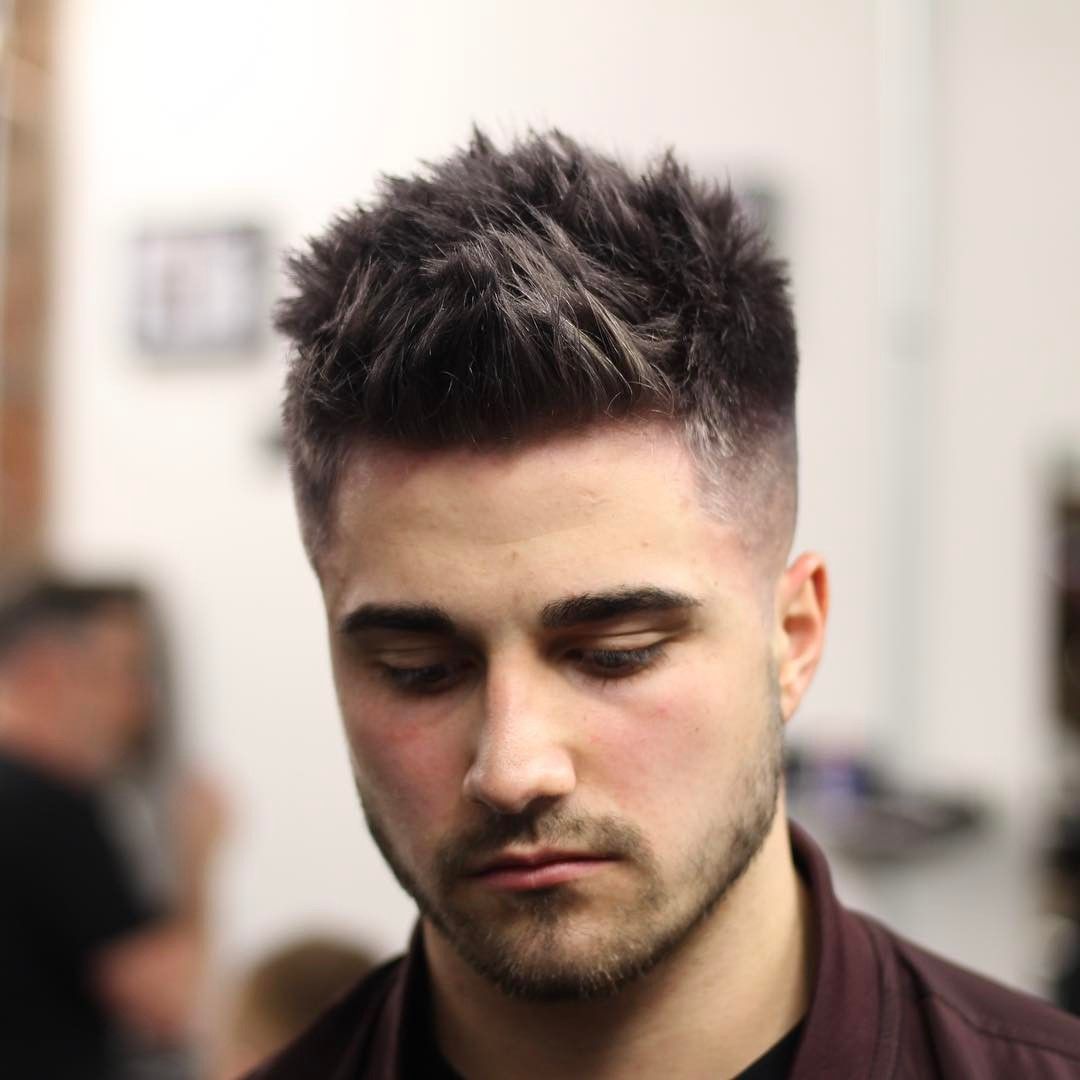Kiểu tóc Short Spiky cho nam mặt tròn đẹp và cực cá tính 