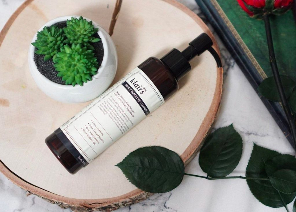 Klairs Gentle Black Deep Cleansing Oil