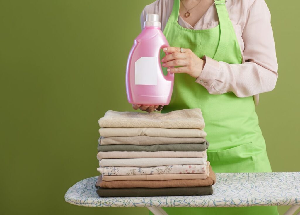 chọn bột giặt phù hợp với quần áo