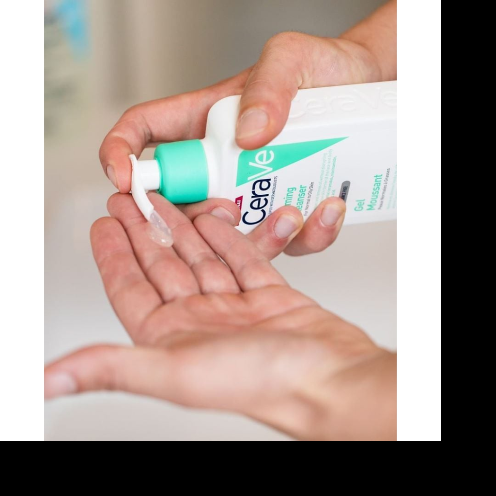 Sữa vệ sinh Cerave Foaming Facial Cleanser sở hữu dạng gel, nhập trong cả và ko hương thơm
