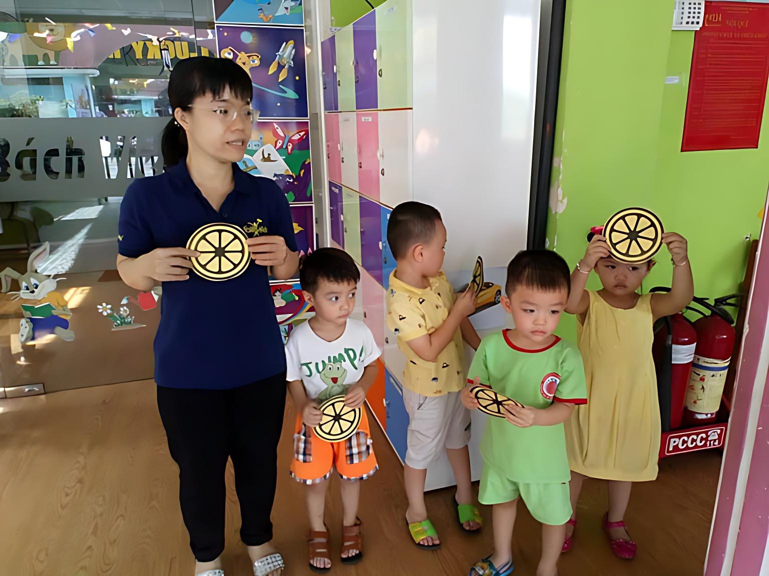 Trò chơi ô tô vào bến