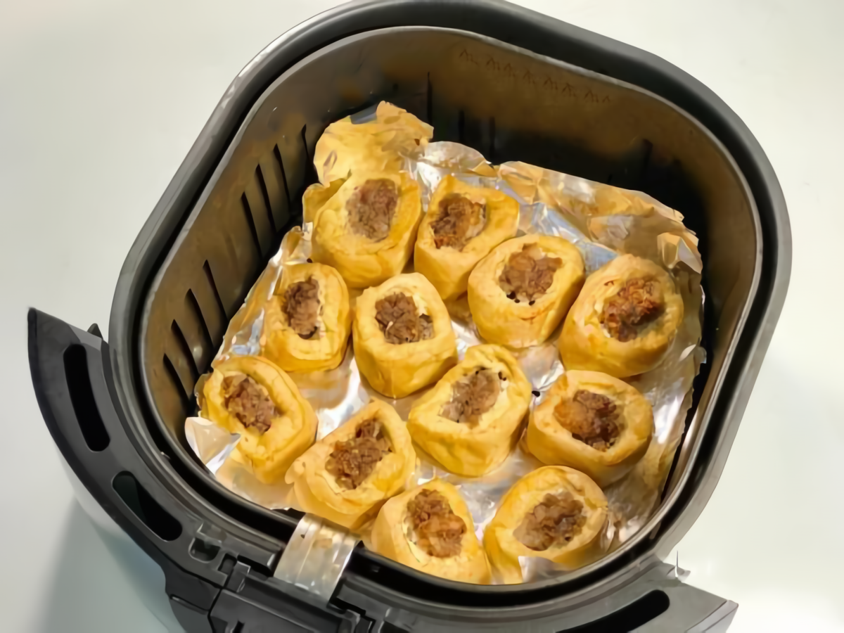 Đậu hũ nhồi thịt rán vày nồi rán ko dầu