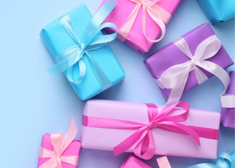 35+ Món quà sinh nhật cho nữ đơn giản và ý nghĩa