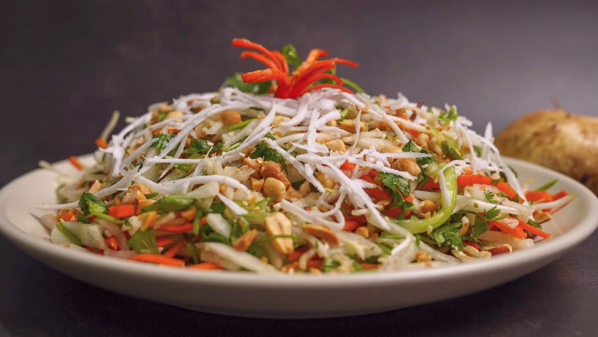 Cực hấp dẫn và lạ miệng với món nộm củ đậu