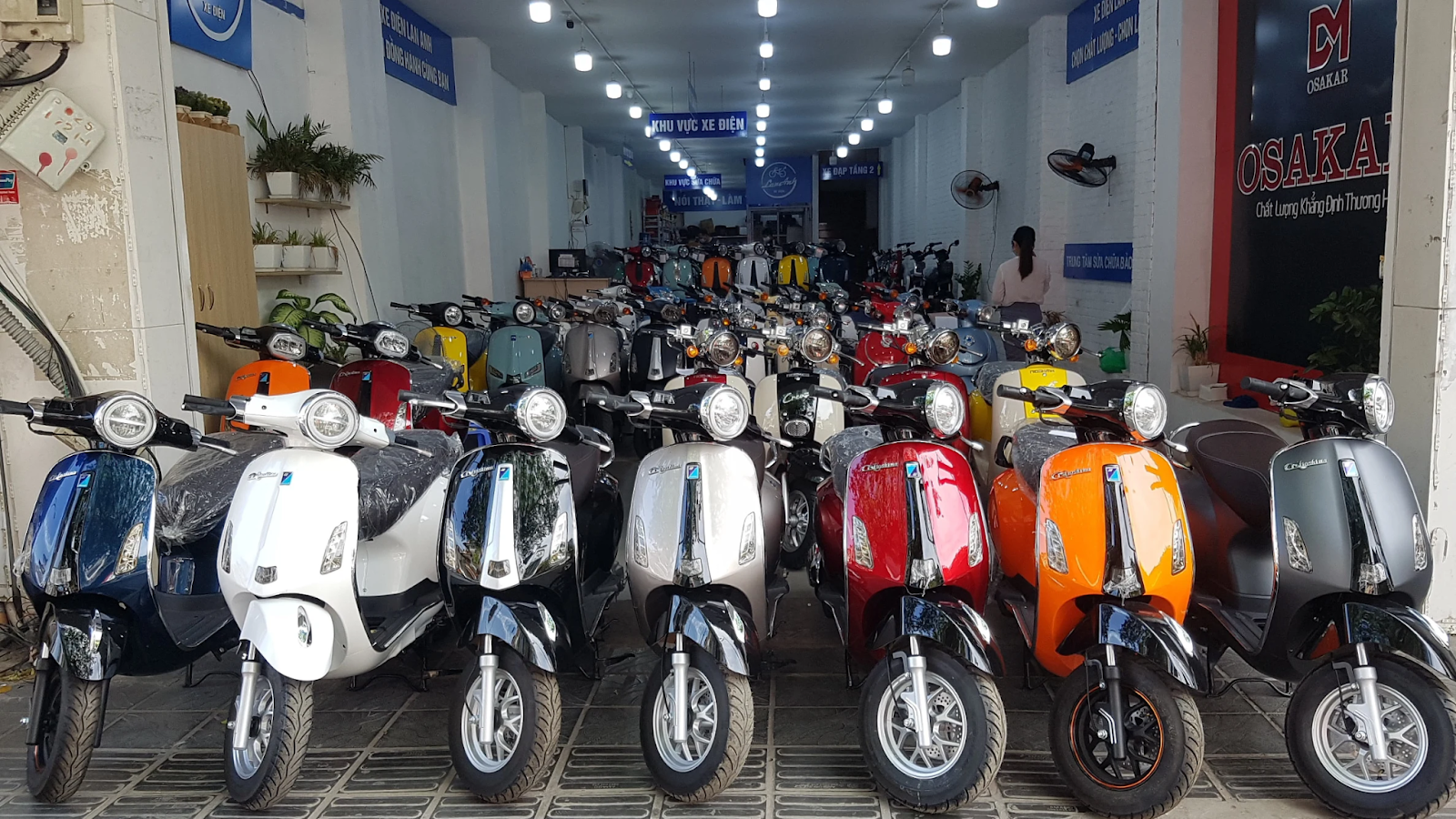 Xe máy điện Vespa
