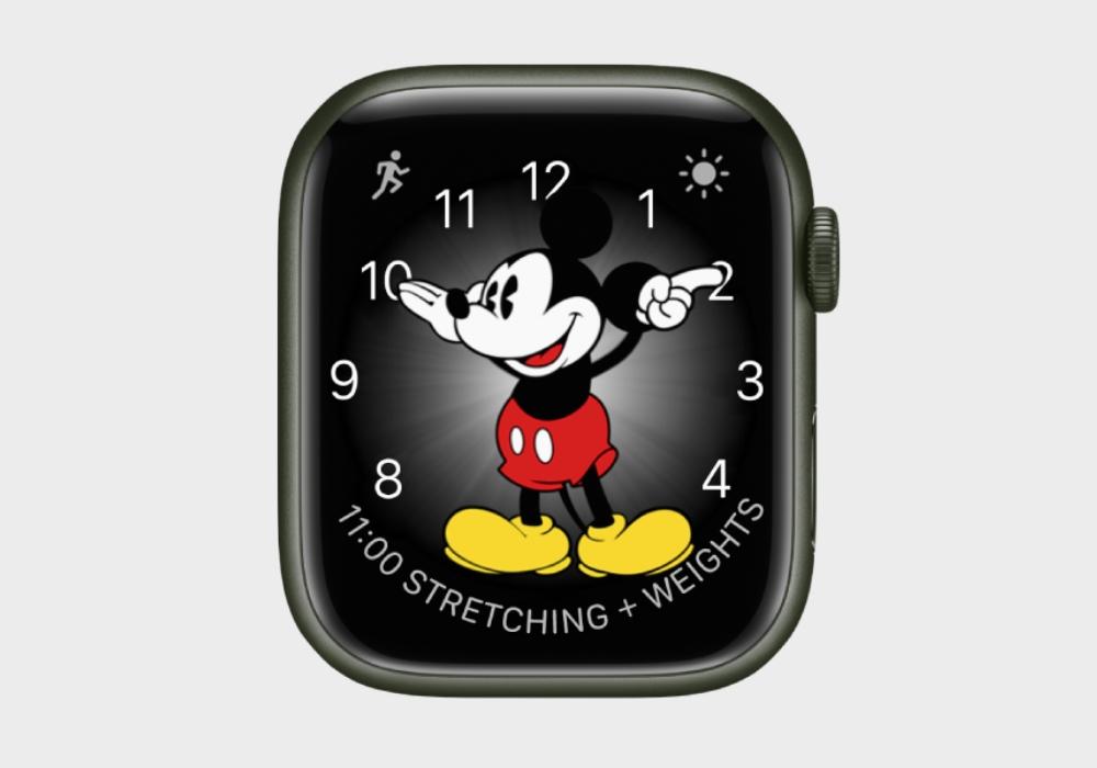 Mặt đồng hồ Mickey & Minnie có nhân vật hoạt hình dễ thương