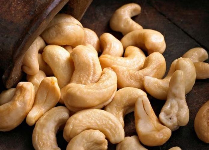 ăn hạt điều có béo không