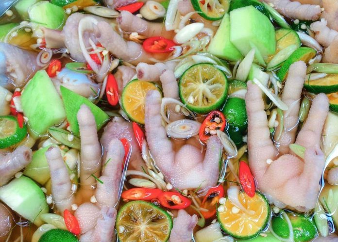 cách làm chân gà sả tắc