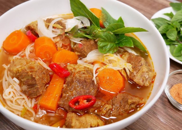 Cách nấu hủ tiếu bò kho ngon, đậm đà, đơn giản hấp dẫn