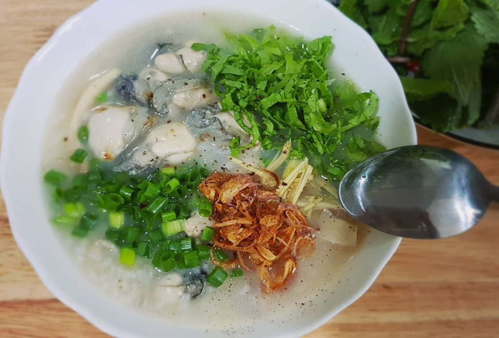 Cách nấu cháo hàu sữa bổ dưỡng tại nhà
