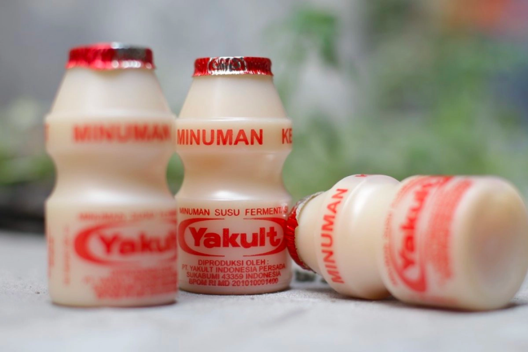 Nên uống Yakult khi nào? Cách uống Yakult đúng nhất | TIKI