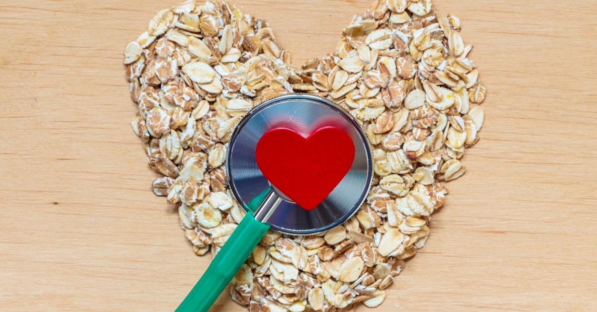 Yến mạch giảm hấp thu cholesterol, bảo vệ tim mạch