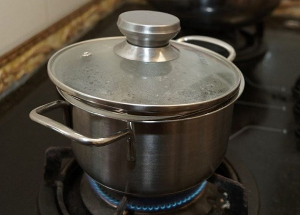 Nấu trên lửa nhỏ trong vòng 10 phút