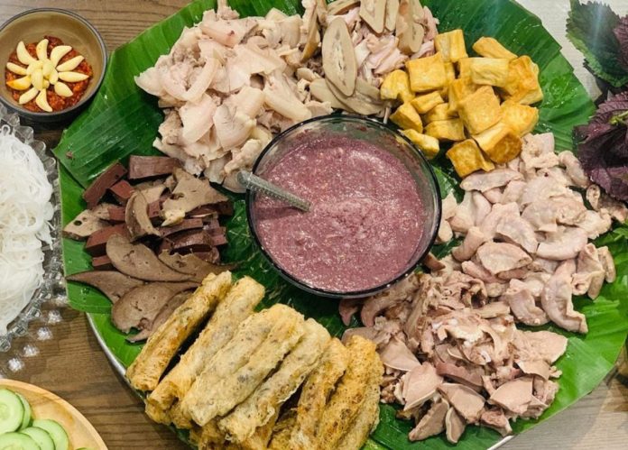 cách pha mắm tôm ăn bún đậu
