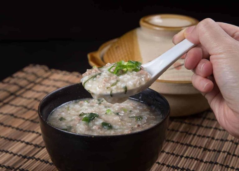 20+ Cách nấu món cháo thịt bò cho bé ngon, dinh dưỡng dễ làm tại nhà