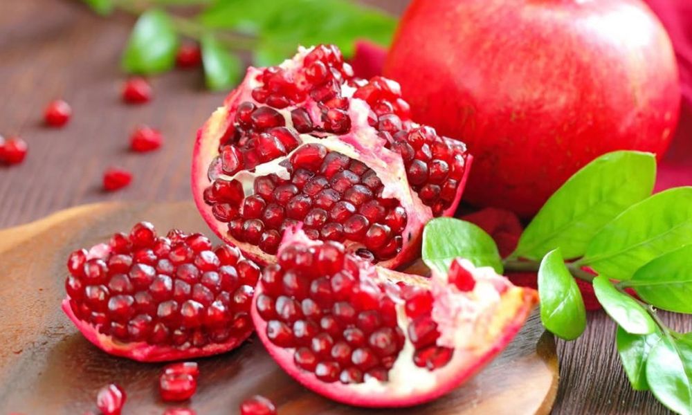 Lựu chứa nhiều khoảng chất giúp giảm mỡ đùi