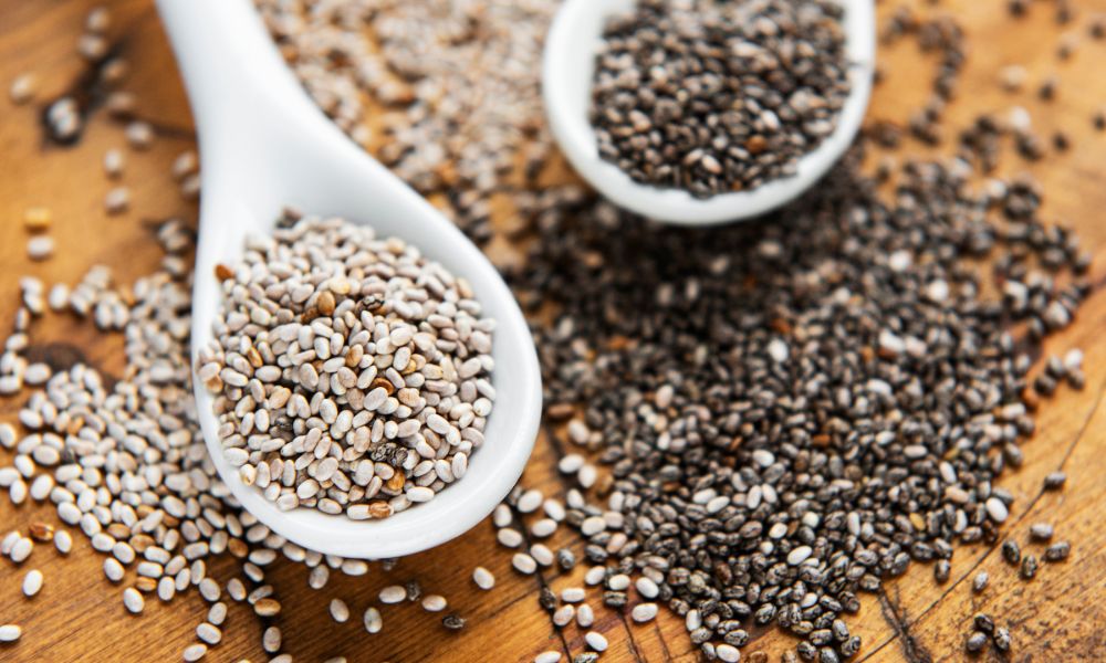 Uống hạt chia giúp giảm cảm giác no ảo