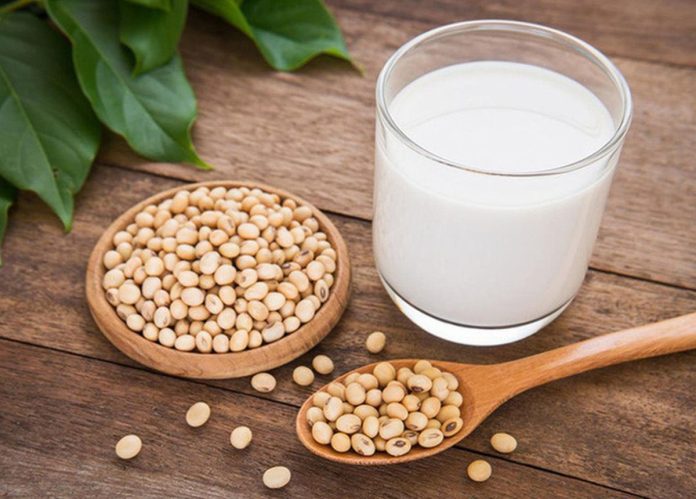 Uống sữa đậu nành có tăng vòng 1 không