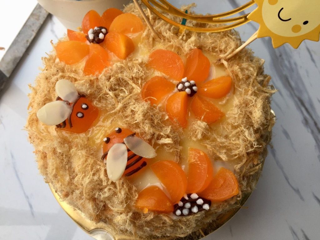 Mẫu bánh sinh nhật hình tròn dễ thương