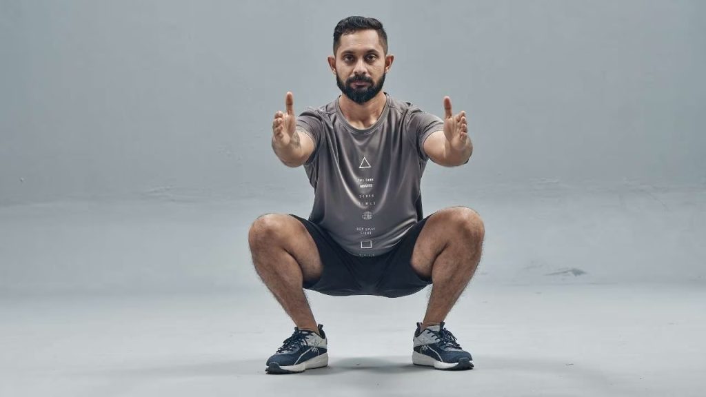 Cách tập đúng chuẩn của squat jack