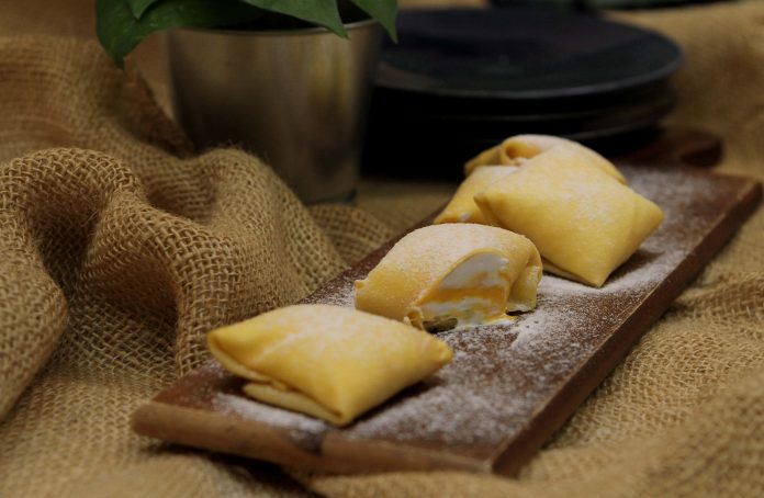Bánh crepe sầu riêng