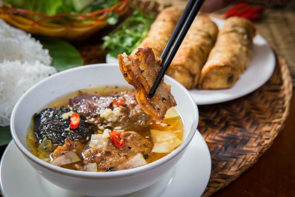 Bún chả Xuân Tứ cũng là địa chỉ quán bún ngon được thực khách ưa chuộng