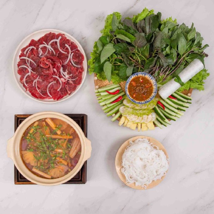 Bò nhúng dấm thơm ngon hấp dẫn