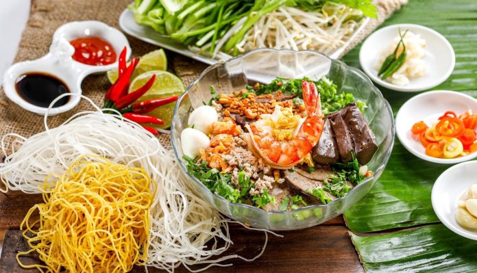 Hủ tiếu nam vang