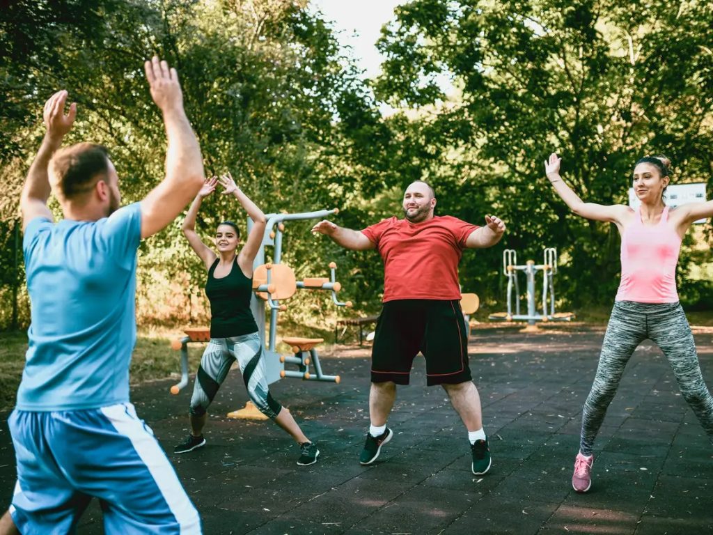 Jumping jacks giúp giảm calo hiệu quả