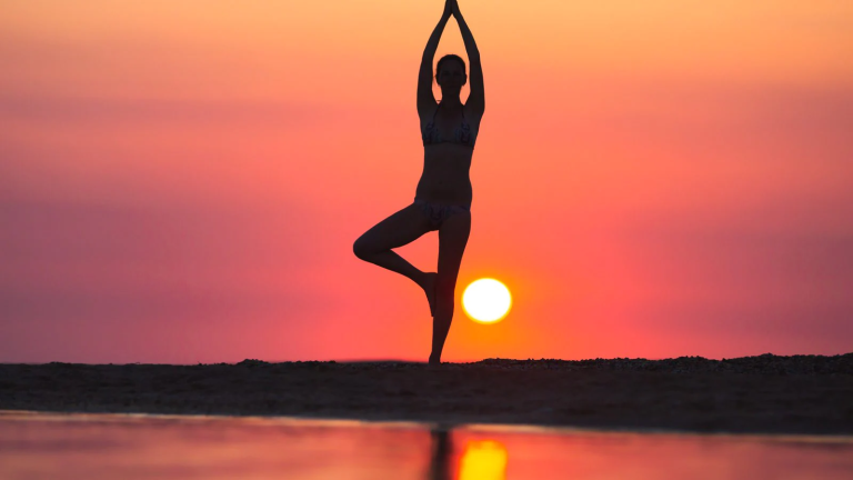 Tập yoga có tác dụng gì? 10 Lợi ích có thể bạn chưa biết