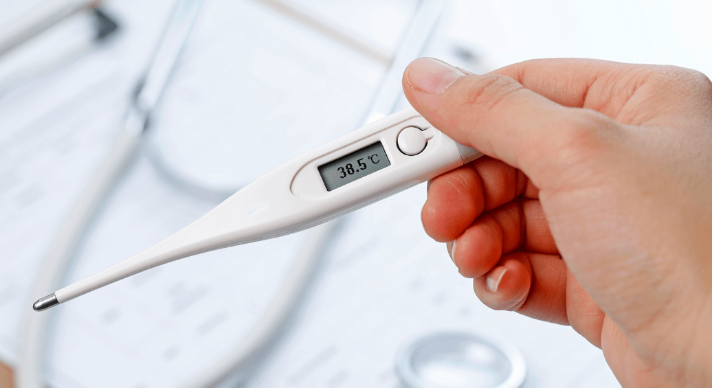 Nhiệt độ cơ thể phụ nữ mang thai tăng đột ngột trong ngày 