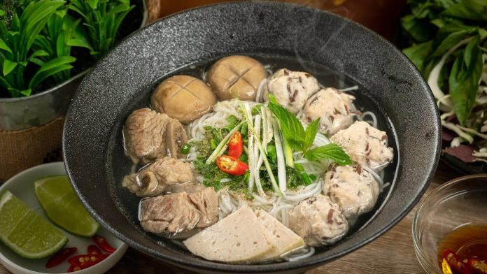 Cách nấu bún mọc thơm ngon