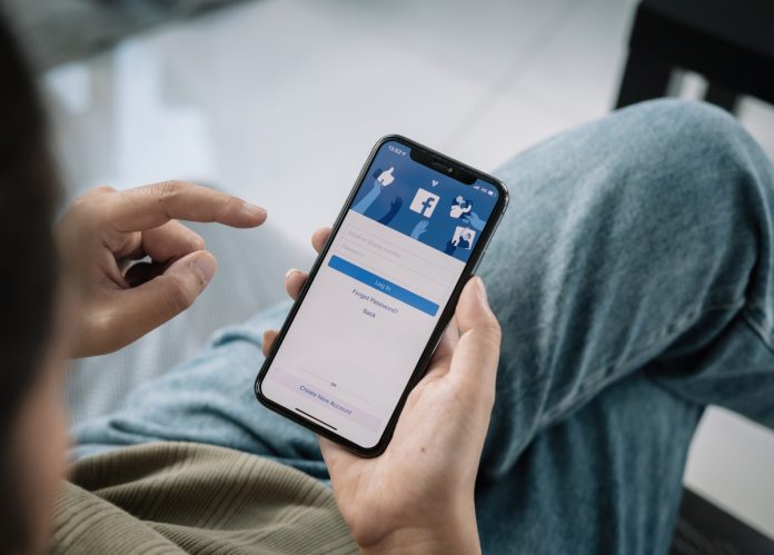 Cách bật theo dõi trên facebook