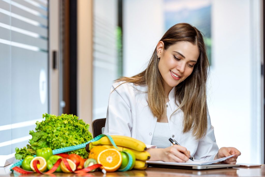 Nên tìm hiểu rõ các thực đơn giảm cân và những lời khuyên của chuyên gia dinh dưỡng