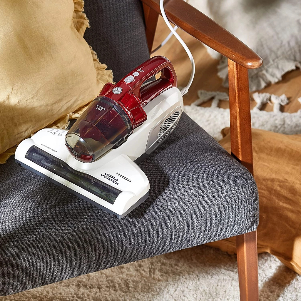 Các sản phẩm của Hoover thường có thiết kế truyền thống, chắc chắn và đáng tin cậy