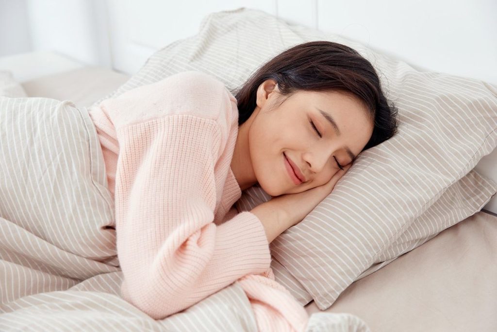 Ngủ đủ giấc cũng là cách giúp bạn tăng cân nhanh chóng