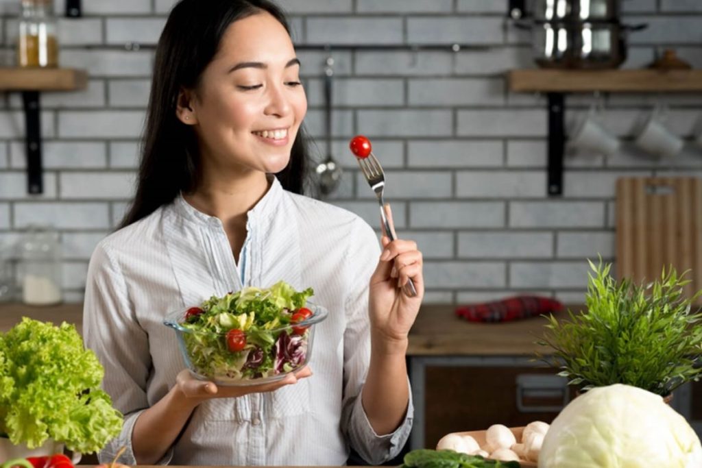 Kết hợp xây dựng chế độ ăn uống và thường xuyên vận động để đạt kết quả tốt