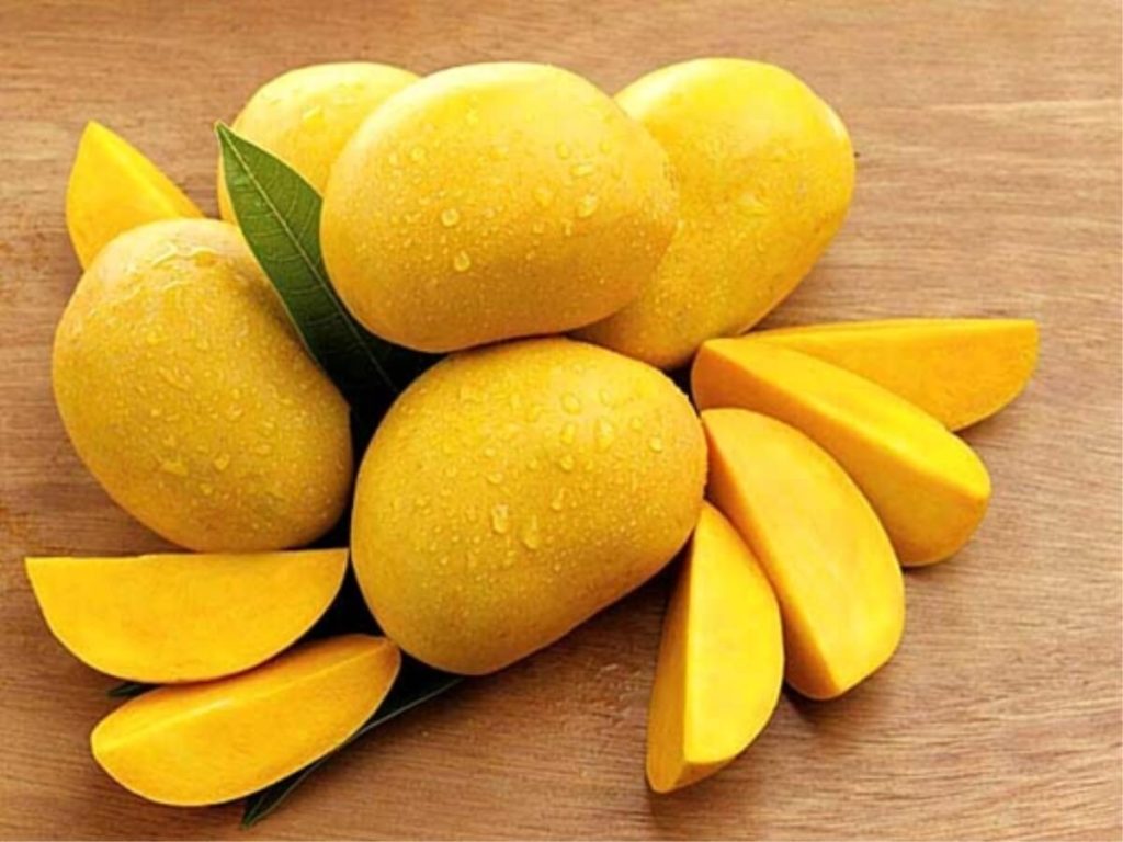 Trong 100gr xoài chín chứa 59 calo