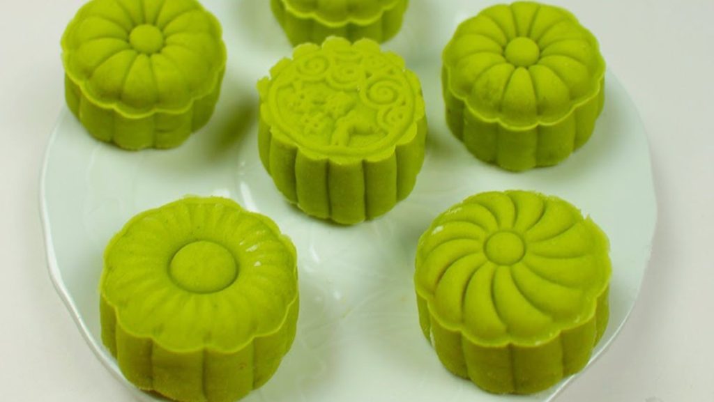 Tạo hình bánh trung thu dẻo lạnh