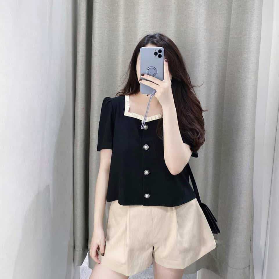 Phối đồ Tết cùng áo kiểu bèo và quần jeans ngắn