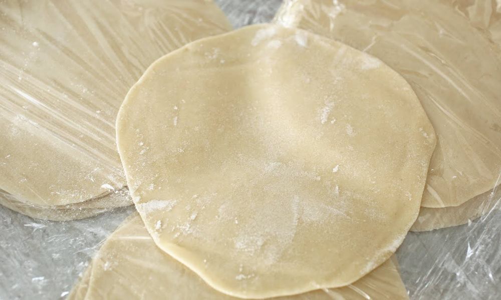 tạo hình vỏ bánh