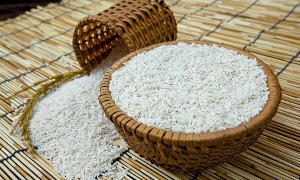 Bánh phu thê làm từ bột gì?